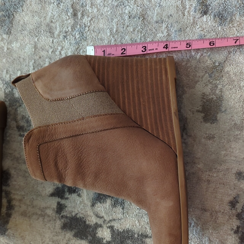 Wedge ankle bootie - Picture 9 of 12